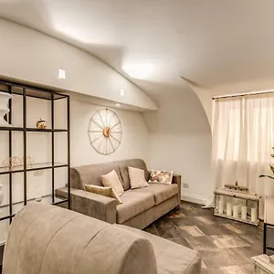Fori Imperiali Lovely Apartamento Roma